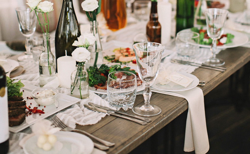 Cutlery Set, 24 Piece Stainless Steel Flatware Set, Silverware Set Service for 6, Dinnerware Utensil Set with Knife, Fork, Spoon, Dessertspoon, Use for Home, Restaurant with Gift Box,FREE AND FAST DELIVERY ONE WEEK.